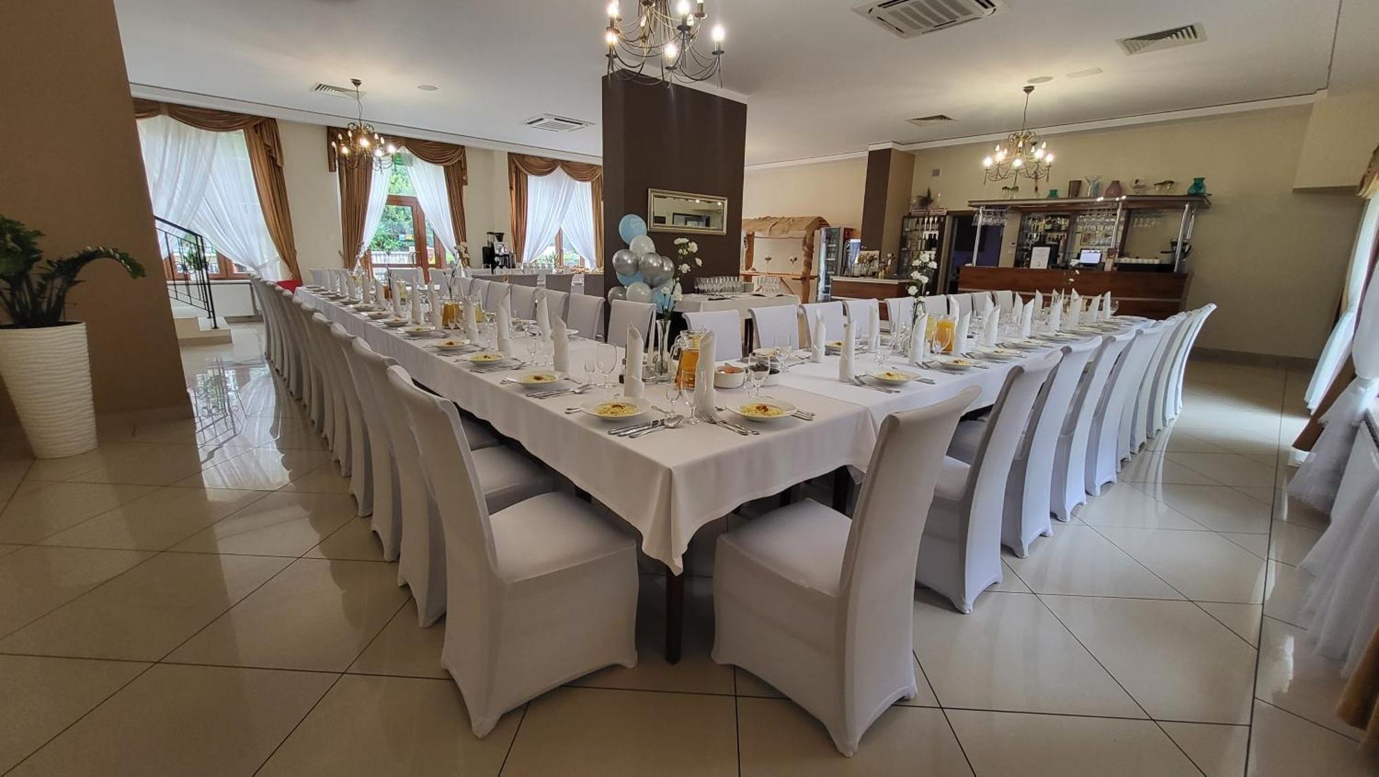 Hotel Chancza Spa & Restauracja Raków エクステリア 写真