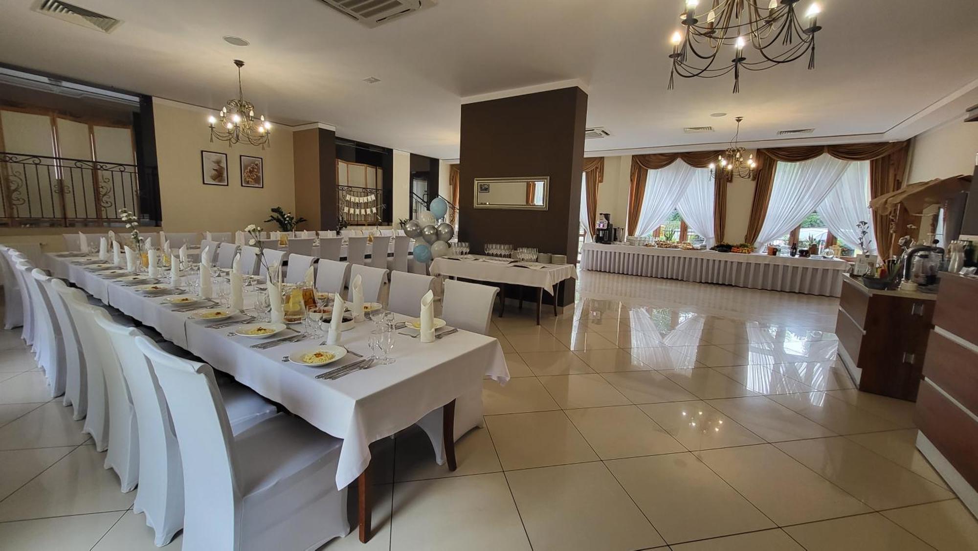Hotel Chancza Spa & Restauracja Raków エクステリア 写真