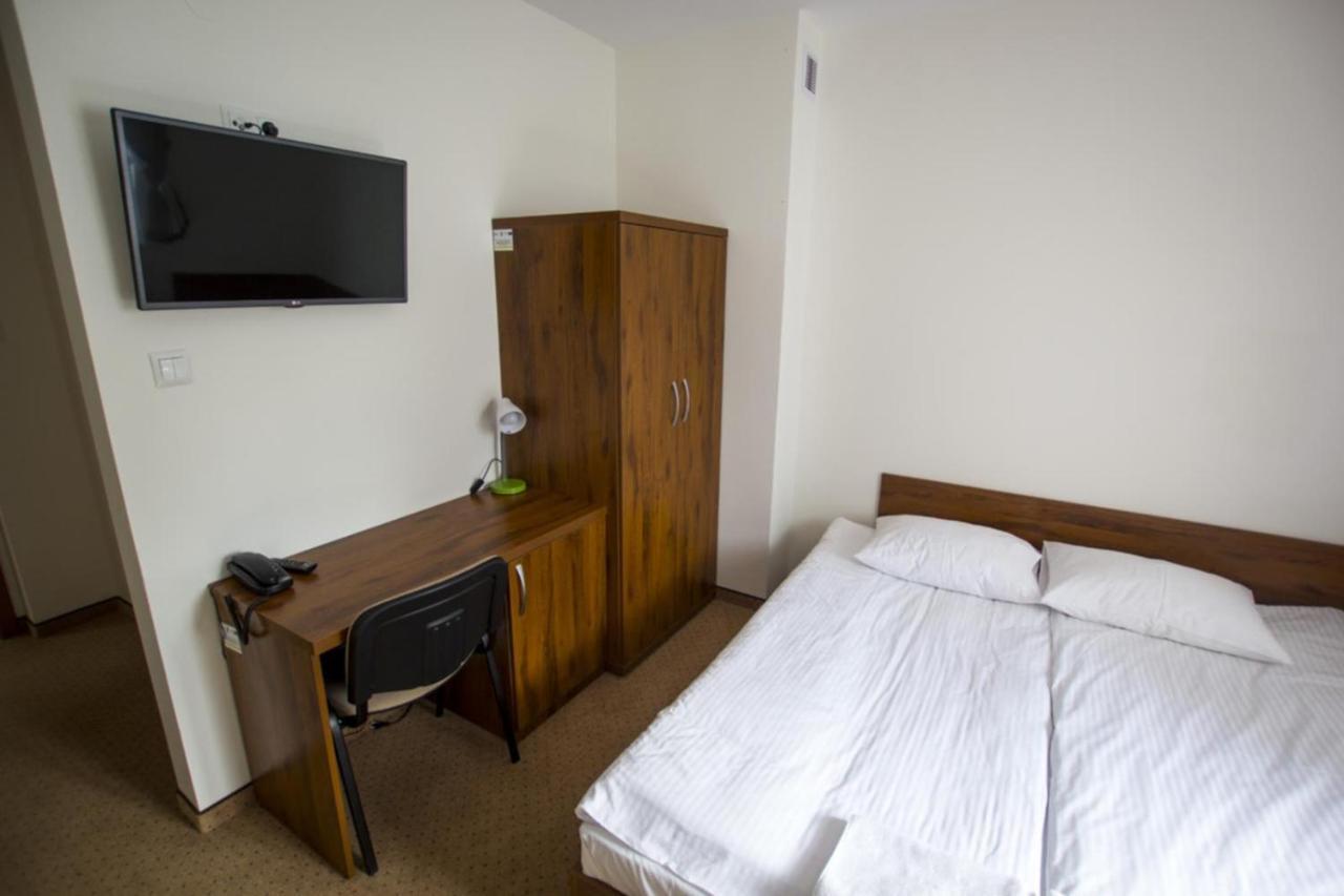 Hotel Chancza Spa & Restauracja Raków エクステリア 写真