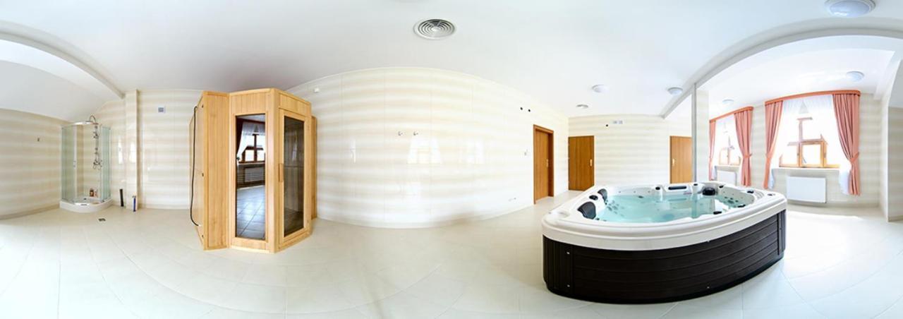Hotel Chancza Spa & Restauracja Raków エクステリア 写真